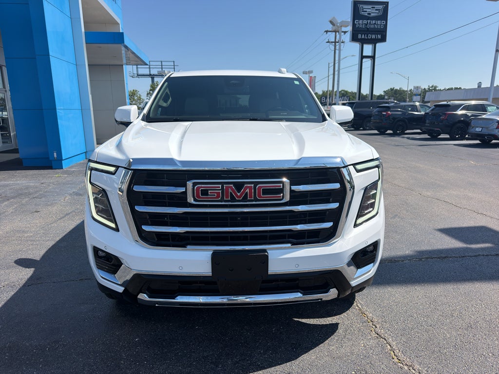 2025 GMC Yukon — side profile view