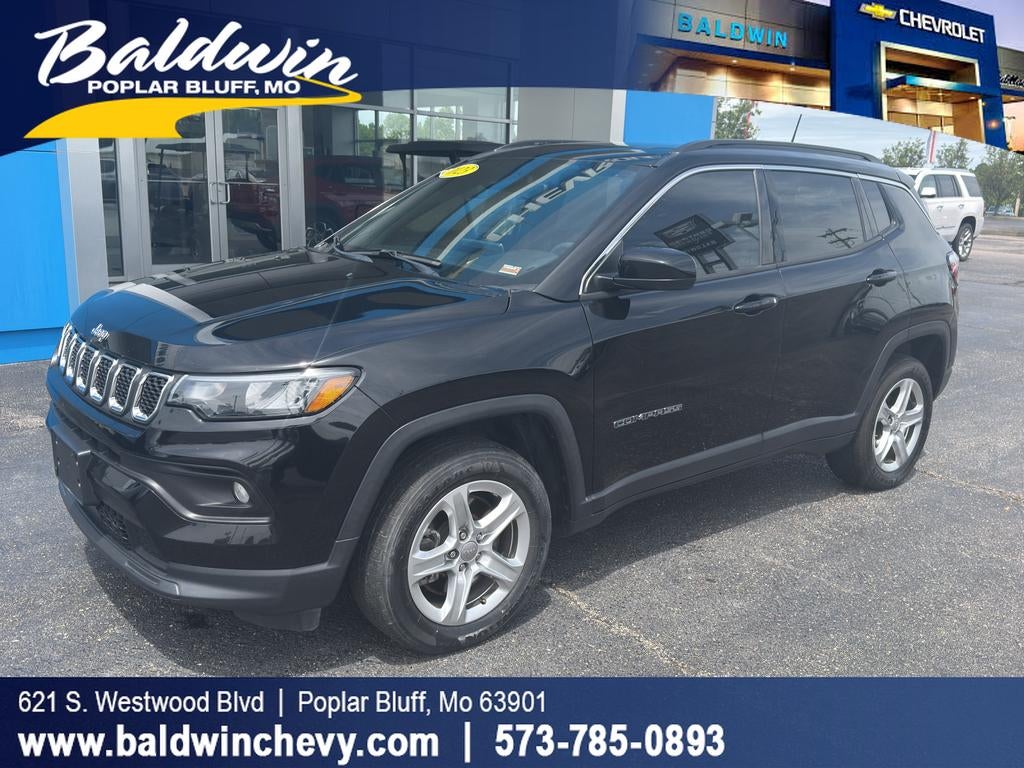 2023 Jeep Compass Latitude in Black — front three-quarter view
