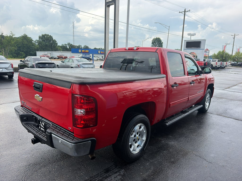 2011 Chevrolet Silverado 1500 — interior view