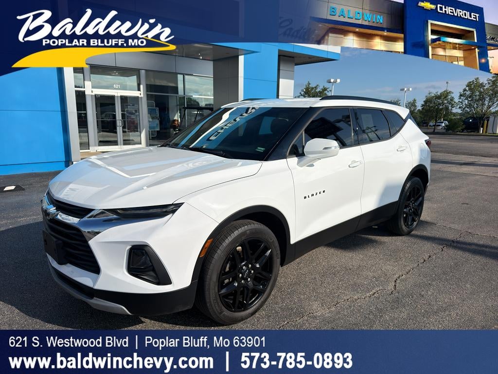 2019 Chevrolet Blazer Base in Summit White — front three-quarter view
