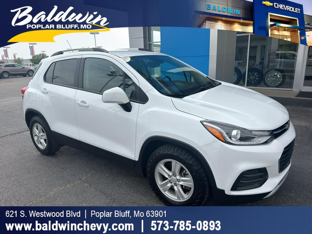 2022 Chevrolet Trax LT in Summit White — front three-quarter view